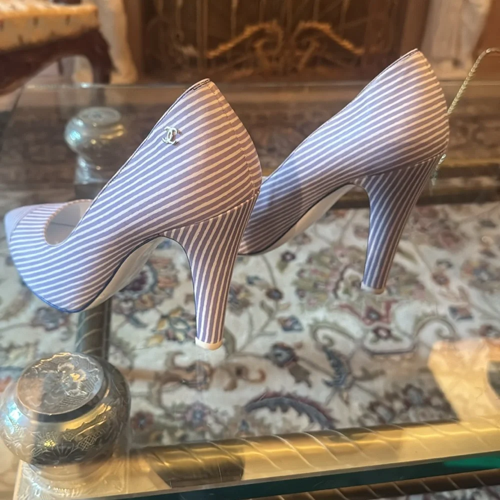 CHANEL blue and White Striped 5” Heels